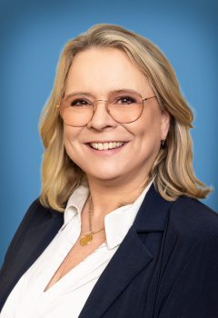 Nathalie Pullens - Robeerst, inwoner van Vught, staat op de kandidatenlijst van de VVD Vught, Helvoirt & Cromvoirt tijdens de gemeenteraadsverkiezingen op 18 maart.