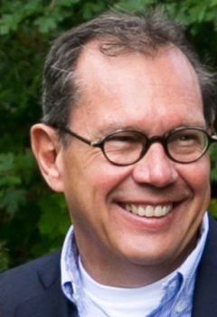 Anton Molenaar, inwoner van Vught, staat op de kandidatenlijst van de VVD Vught, Helvoirt & Cromvoirt tijdens de gemeenteraadsverkiezingen op 18 maart.