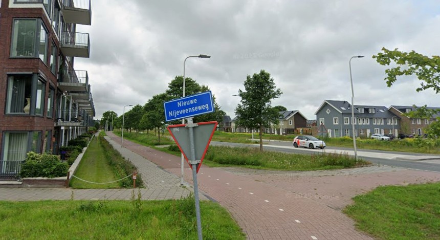 VVD stelt vragen over verkeersveiligheid Nieuwe Nijeveenseweg