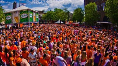 VVD: vergunning Koningsdag eerder verstrekken