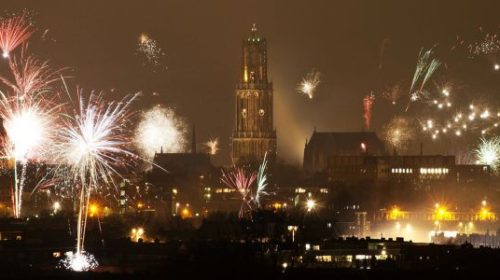 VVD, CDA en PvdA willen maatregelen autobranden oud en nieuw
