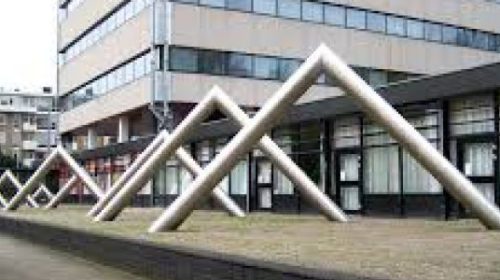 VVD vraagt opheldering over aanbesteding Ravellaan 96
