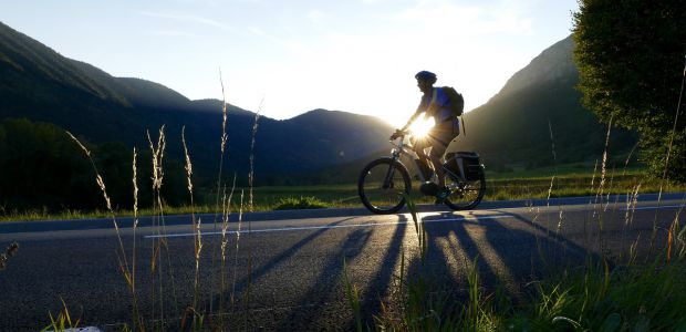 Fietsers horen thuis op fietspad niet op rijbaan