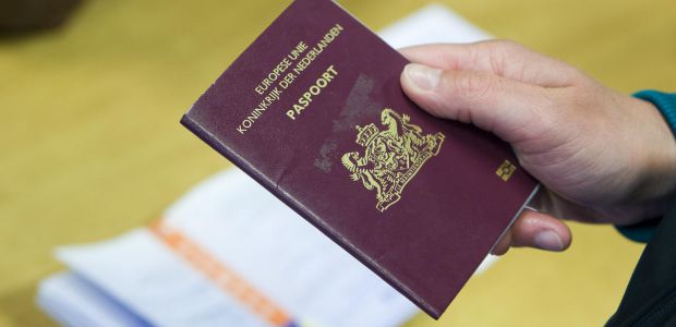 VVD stelt vragen over paspoortfraude
