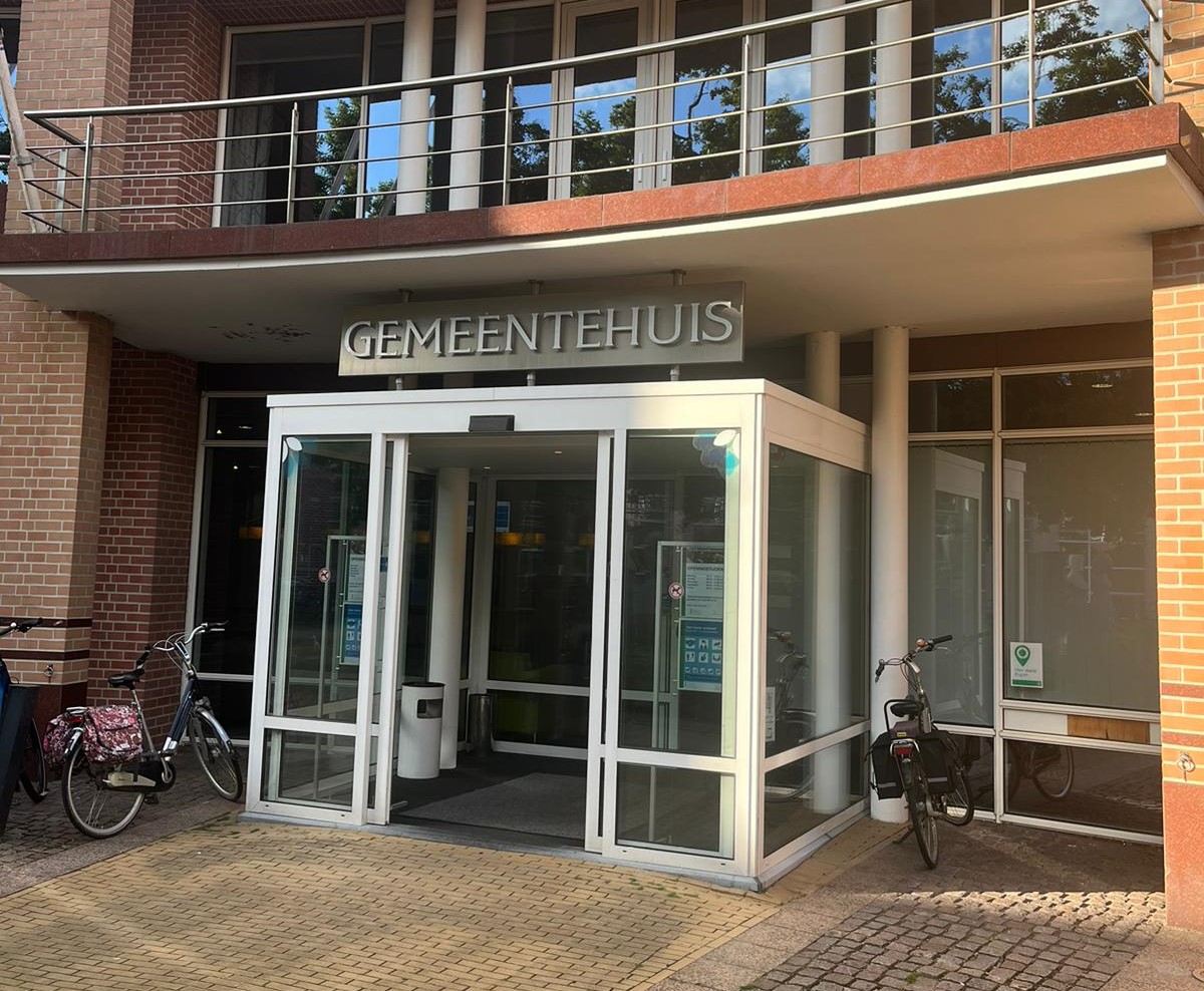 45 ambtenaren erbij. maar merken inwoners daar iets van?