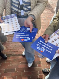 VVD 4 Flyeres bij fluitjesactie