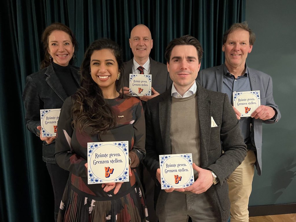 Nieuwe samenstelling bestuur VVD Amstelveen e.o.