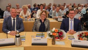 Wethouders Aa en Hunze: Jacco Fluks, Sonja Hilgenga en Rabbe Vedder.
