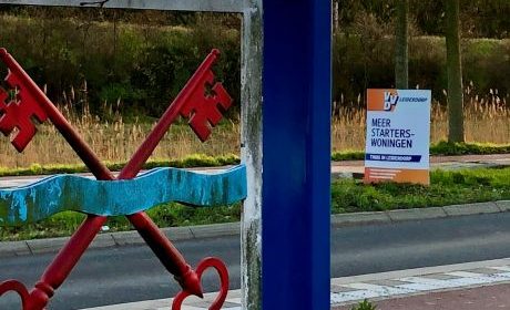 Er moeten meer woningen worden bijgebouwd, de doorstroming meer gestimuleerd en het aanbod aan woningen verbreed. Zodat iedereen zich thuis kan voelen in Leiderdorp.