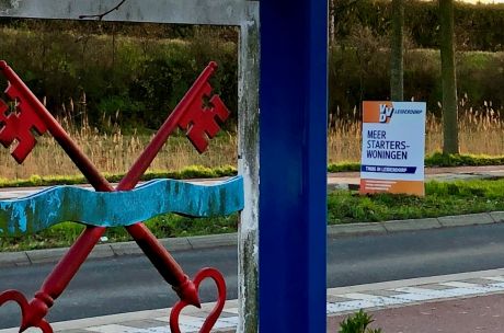 Er moeten meer woningen worden bijgebouwd, de doorstroming meer gestimuleerd en het aanbod aan woningen verbreed. Zodat iedereen zich thuis kan voelen in Leiderdorp.