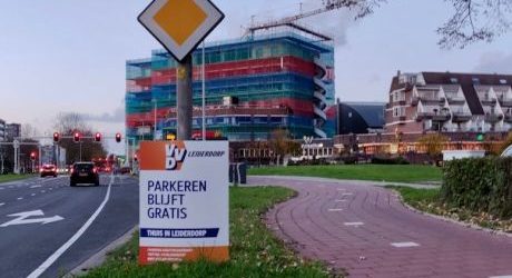 Als VVD hebben we de afgelopen jaren een belangrijke bijdrage geleverd aan het verbeteren van de verkeersituatie in ons dorp. Door verschillende verkeersknelpunten in ons dorp aan te pakken, vermindert de overlast, versterkt de veiligheid en helpen wij sluipverkeer voorkomen.