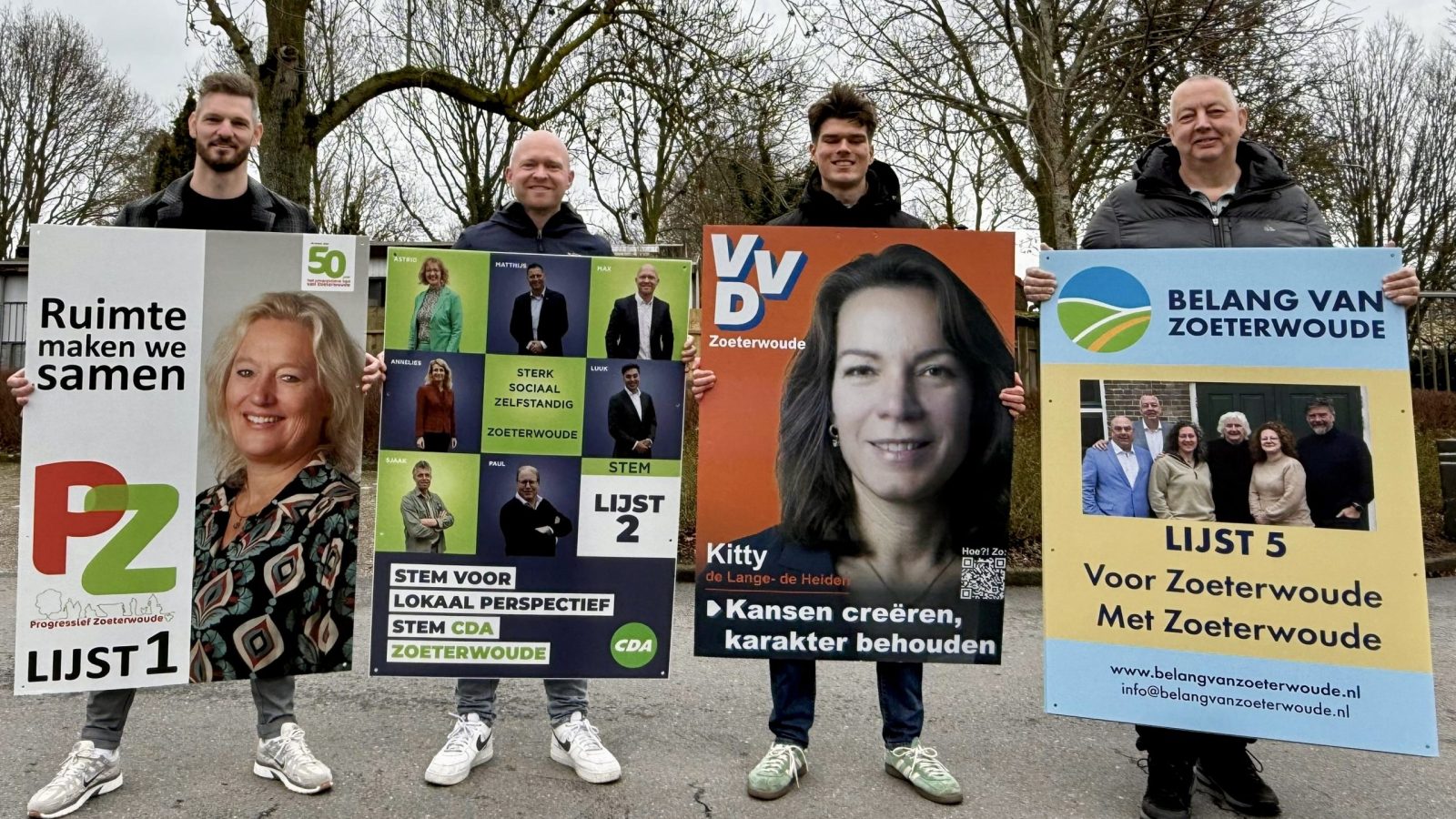 Partijen plaatsen samen verkiezingsborden in Zoeterwoude voor de gemeenteraadsverkiezingen van 18 maart