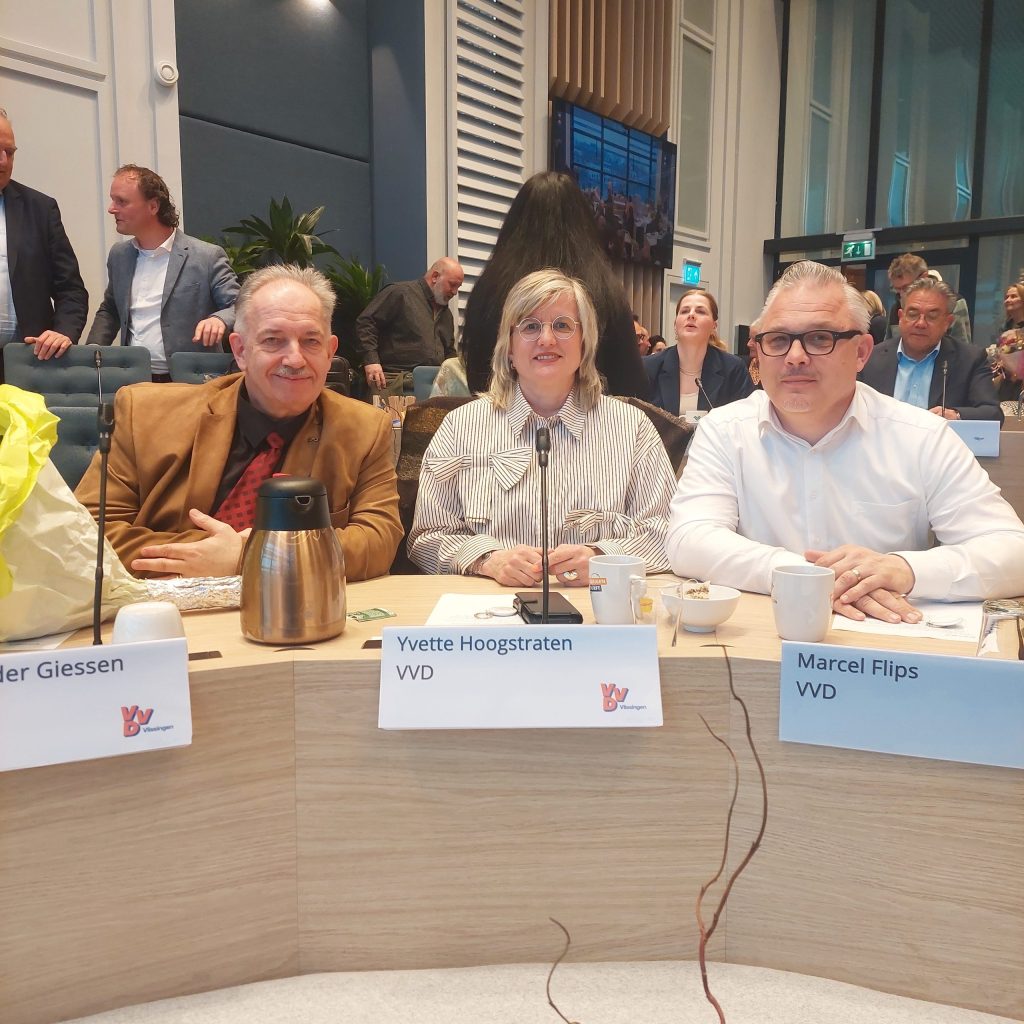 VVD raadsleden geïnstalleerd