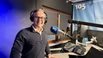 Lijsttrekker Hans Boudewijn bij Haarlem105 radiodebat