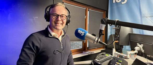Lijsttrekker Hans Boudewijn bij Haarlem105 radiodebat