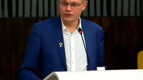 Marten Tilstra terug als raadslid na ziekte