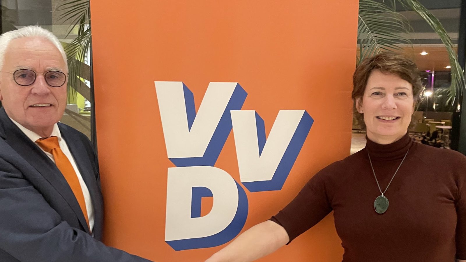 Jacinta Floor en Cees Schaap trappen de campagne af.