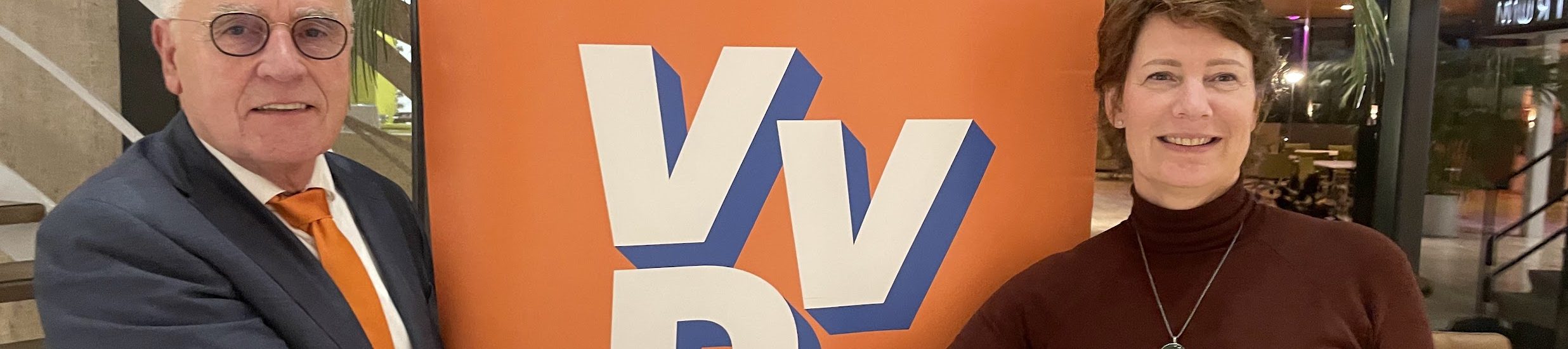 Jacinta Floor en Cees Schaap trappen de campagne af.