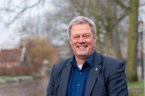 Robert Adrian, adviserend lid