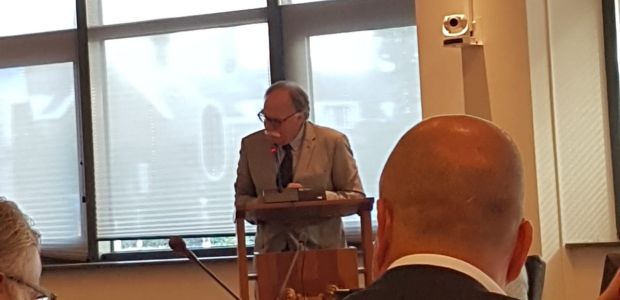 Coen tijdens het Kaderdebat