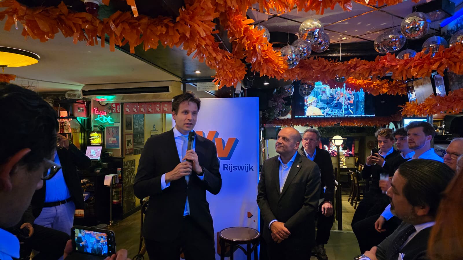 Vincent Karremans bij het politiek café